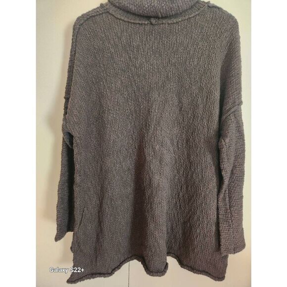 S32 ANDTHEWHY Gray drop long sleeved cowl neck sweater w High Low Hem - Picture 8 of 8